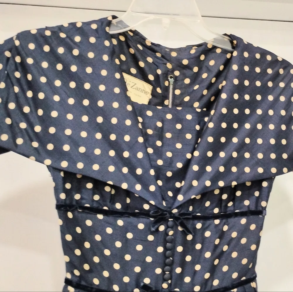 50s SILK POLKA DOT DESIGNER DRESS - Picture 4 of 11